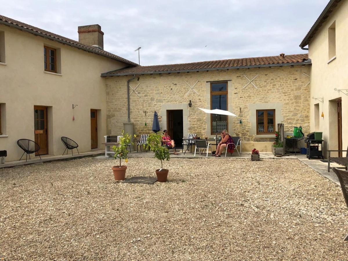 Loire Escapes Hotel Berrie Exterior photo