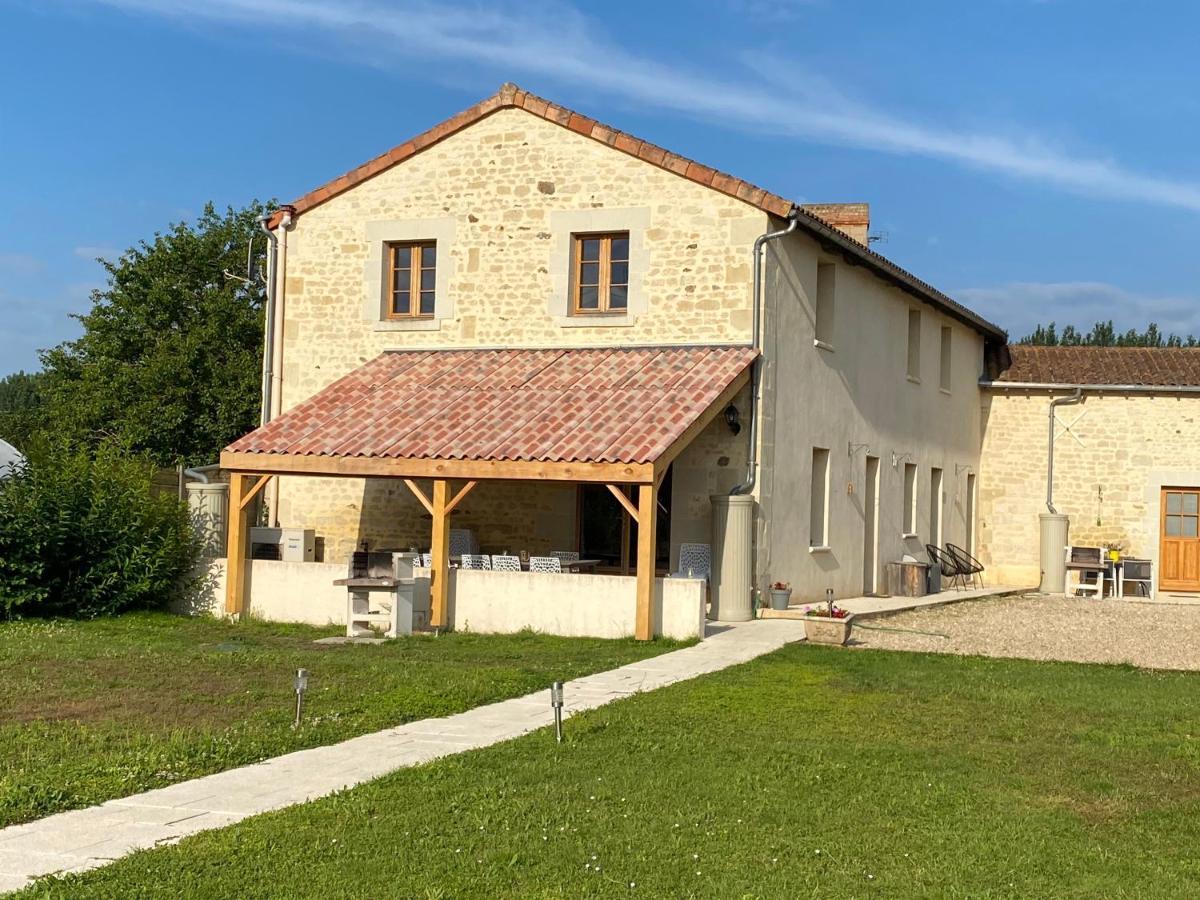 Loire Escapes Hotel Berrie Exterior photo